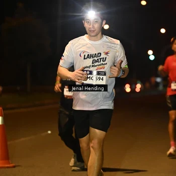 Runner Photo 7729430