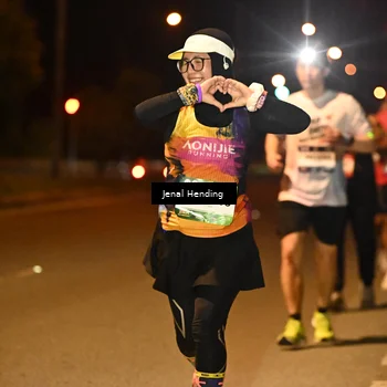 Runner Photo 7729444