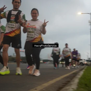 Runner Photo 7729458