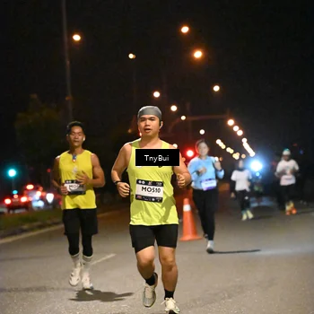Runner Photo 7729465