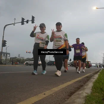 Runner Photo 7729478