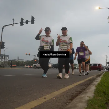 Runner Photo 7729484