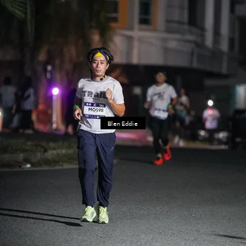 Runner Photo 7729494