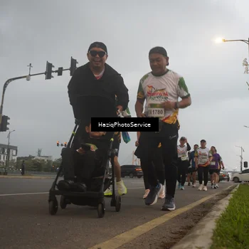 Runner Photo 7729505
