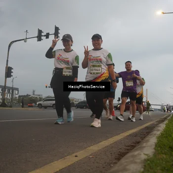 Runner Photo 7729507