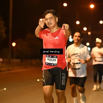 Runner Photo 7729522