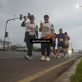 Runner Photo 7729526