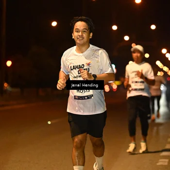Runner Photo 7729550