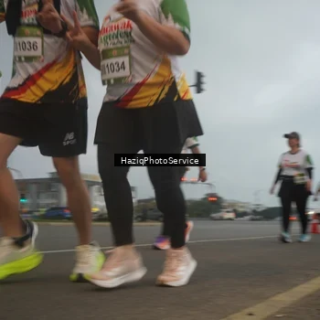 Runner Photo 7729575