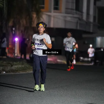 Runner Photo 7729584
