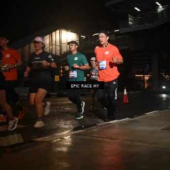 Runner Photo 7729600