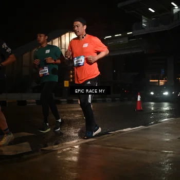 Runner Photo 7729608