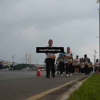 Runner Photo 7729632