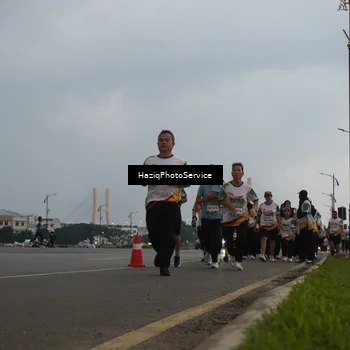 Runner Photo 7729637