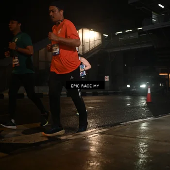 Runner Photo 7729683