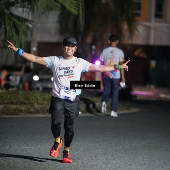 Runner Photo 7729708