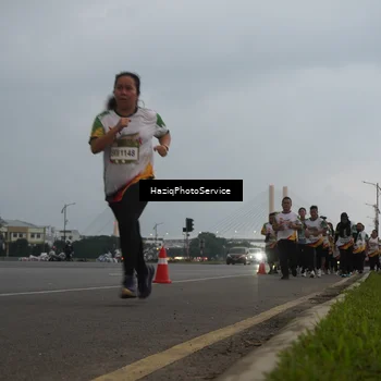 Runner Photo 7729712
