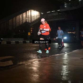 Runner Photo 7729716
