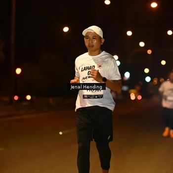 Runner Photo 7729722