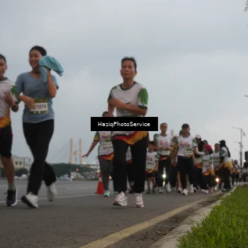 Runner Photo 7729732