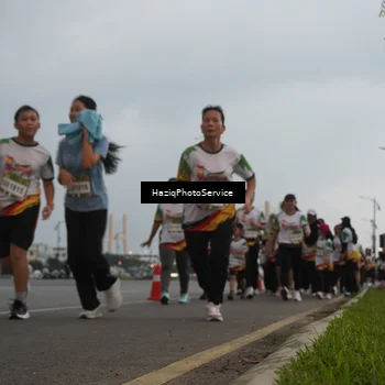 Runner Photo 7729746