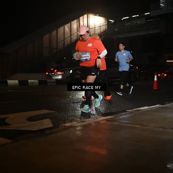 Runner Photo 7729752