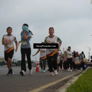 Runner Photo 7729755