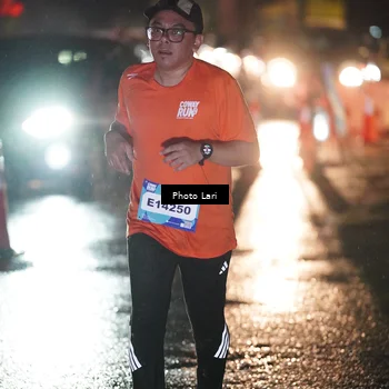 Runner Photo 7729771