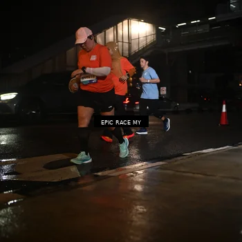 Runner Photo 7729780