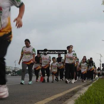 Runner Photo 7729785