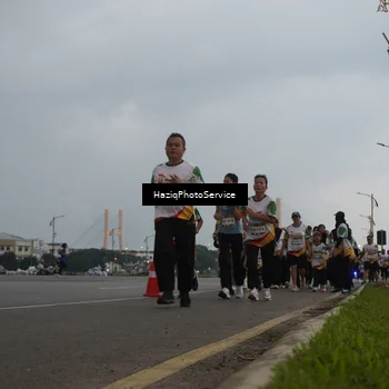 Runner Photo 7729789