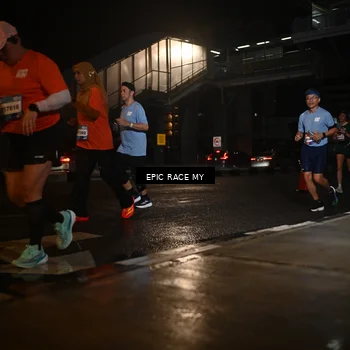 Runner Photo 7729795