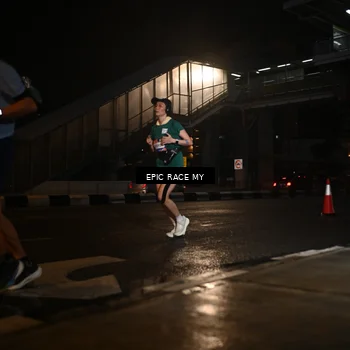 Runner Photo 7729835