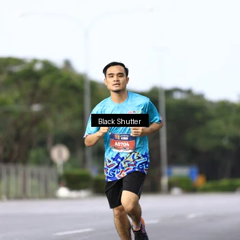 Runner Photo 7729844