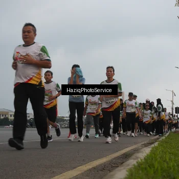 Runner Photo 7729851