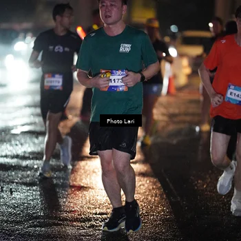 Runner Photo 7729863
