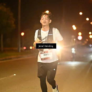 Runner Photo 7729864