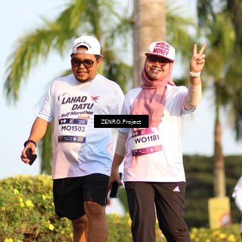 Runner Photo 7729876