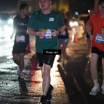 Runner Photo 7729882