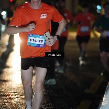 Runner Photo 7729894