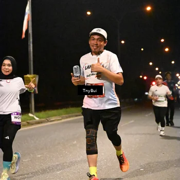 Runner Photo 7729901