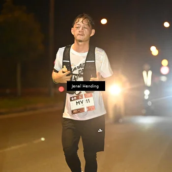 Runner Photo 7729903
