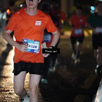 Runner Photo 7729916
