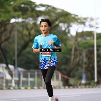 Runner Photo 7729921