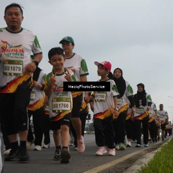 Runner Photo 7729931