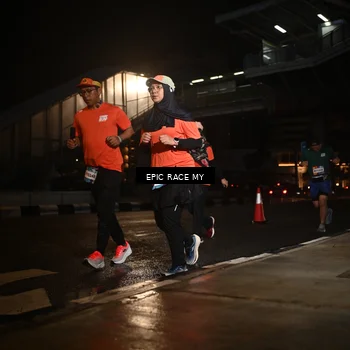 Runner Photo 7729934