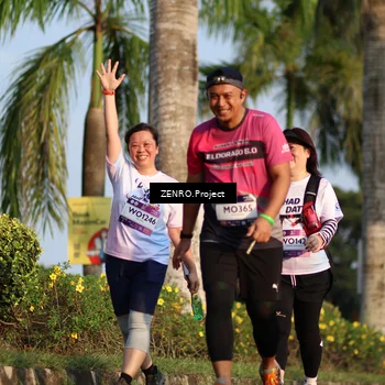 Runner Photo 7729935