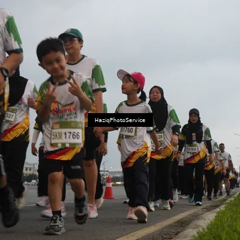 Runner Photo 7729953