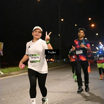 Runner Photo 7729968