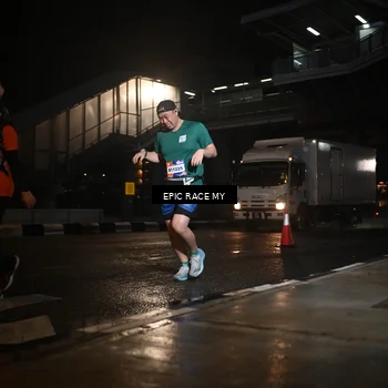 Runner Photo 7729975